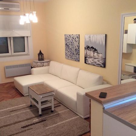 Apartment Satus Подстрана Экстерьер фото