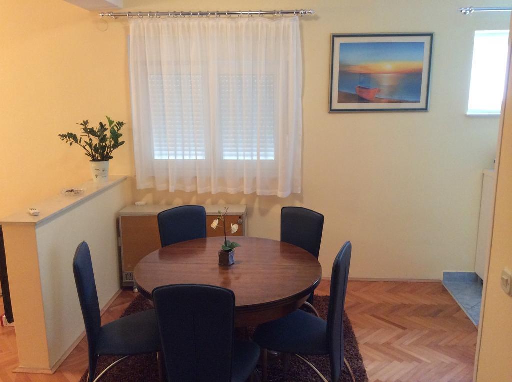 Apartment Satus Подстрана Экстерьер фото