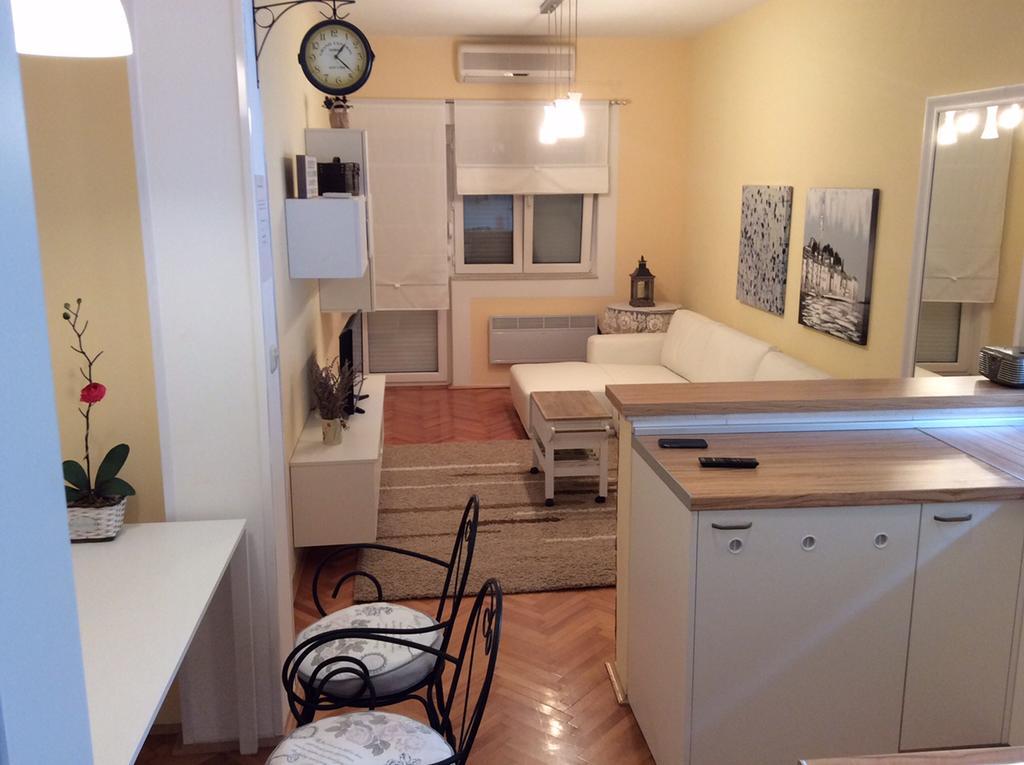 Apartment Satus Подстрана Экстерьер фото