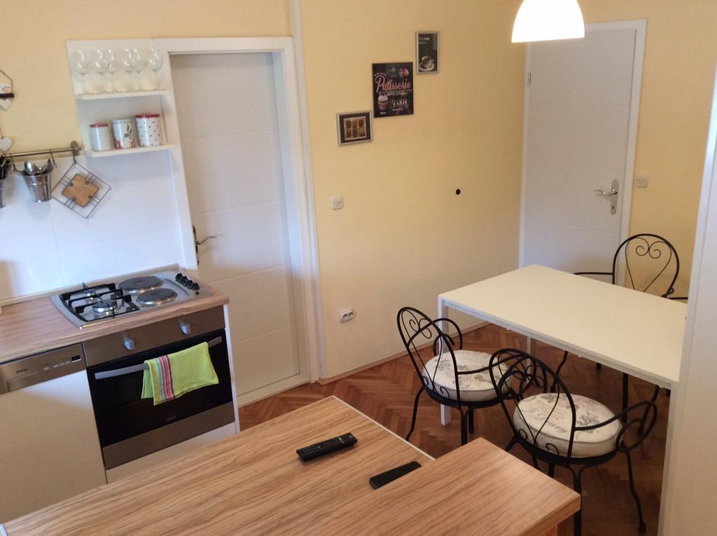 Apartment Satus Подстрана Экстерьер фото