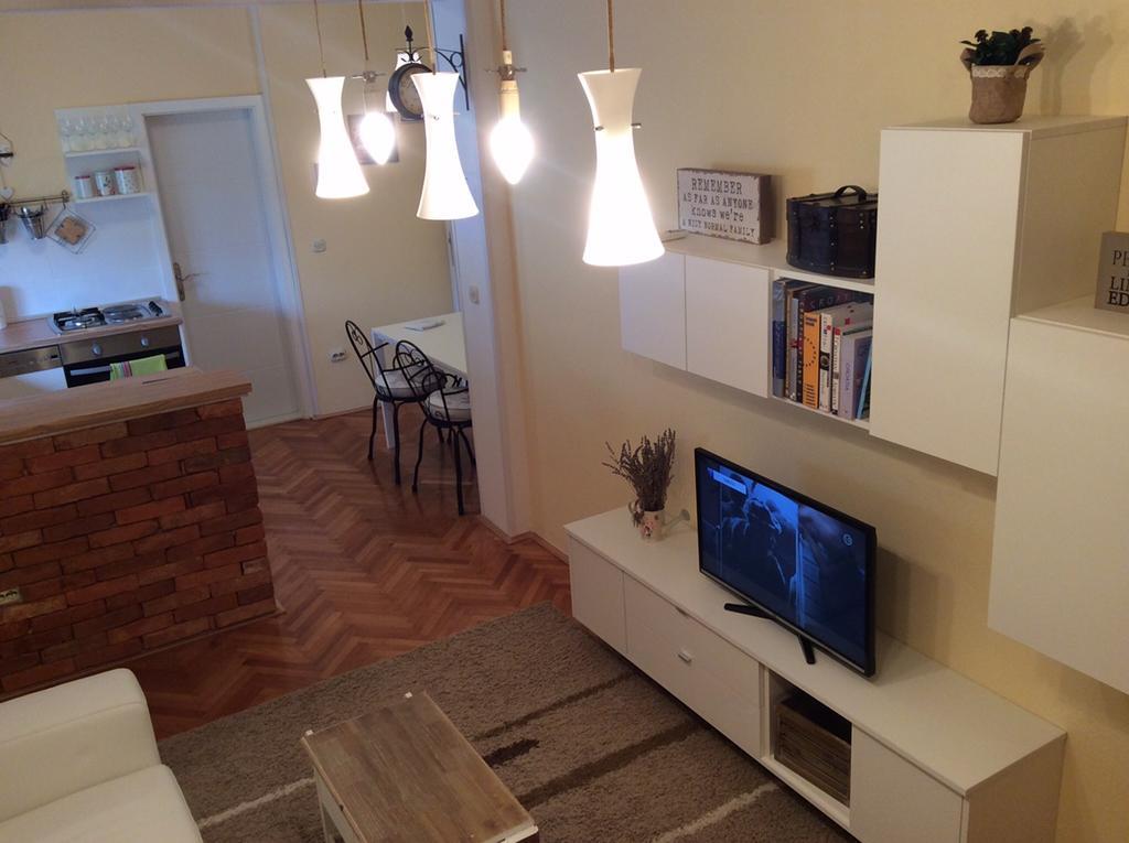 Apartment Satus Подстрана Экстерьер фото
